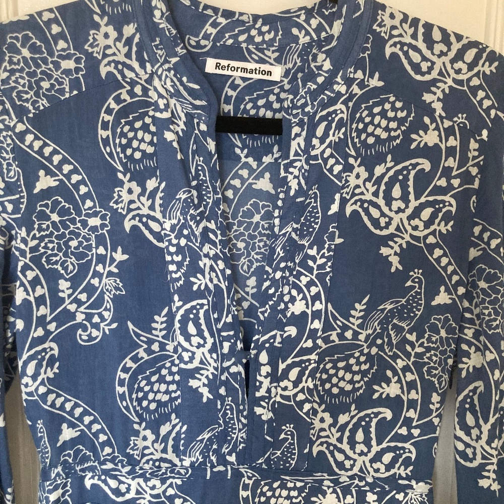 Reformation Delilah dress, blue paisley, size 4 - Picture 3 of 5